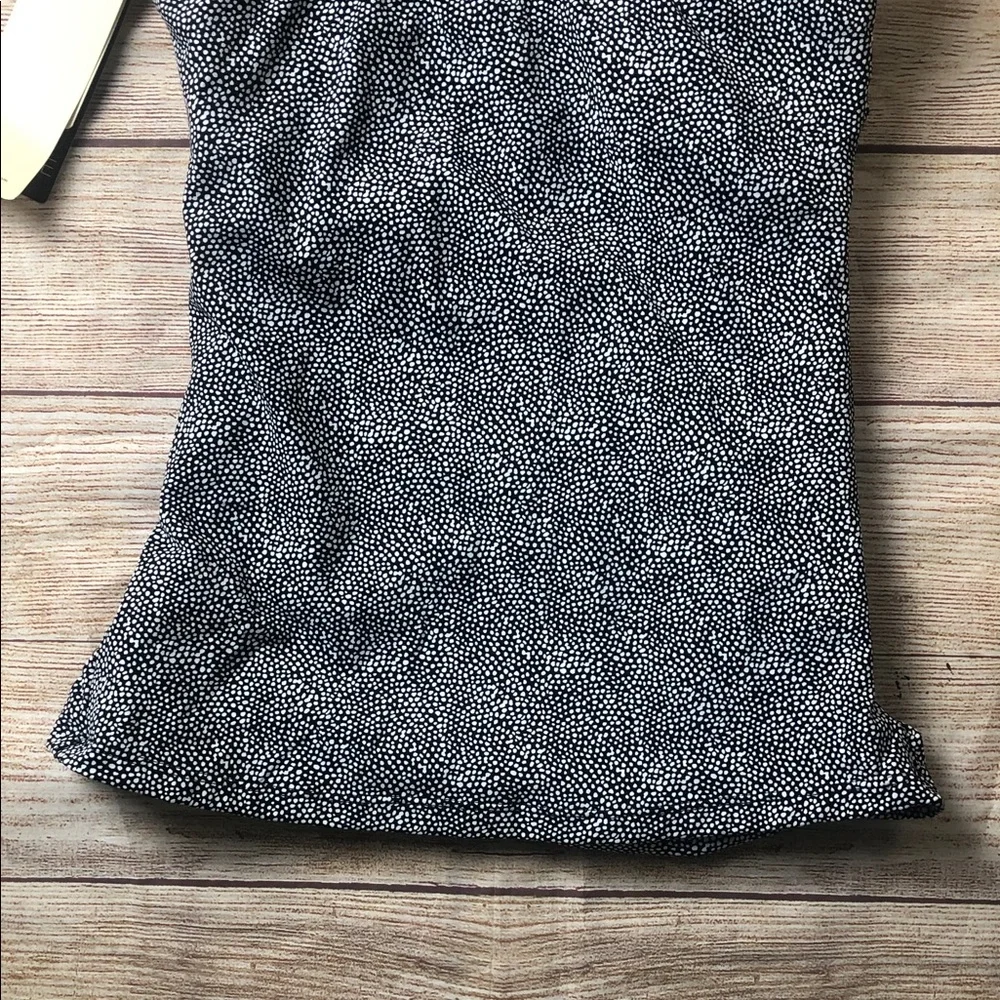 NWT Profile By Gottex‎ Black and White Tankini Top